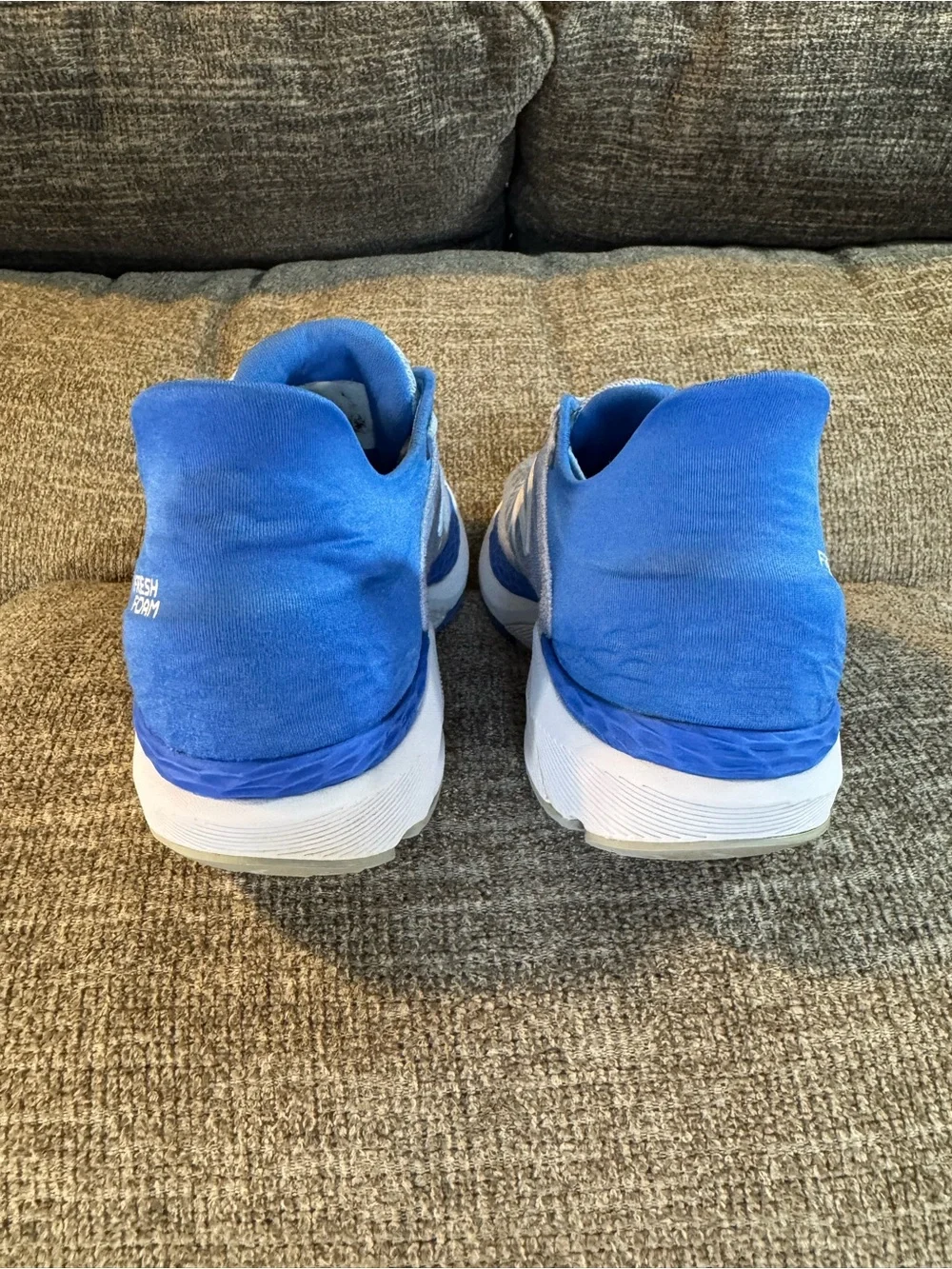 New Balance Fresh Foam 860v11 Women’s Frost Blue/Faded Cobalt Size 6.5